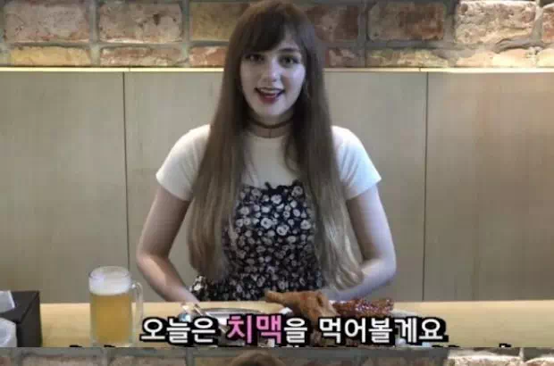 맥주의 본고장이라고 불리는 독일에서 온 처자가 맥주 마시면 생기는 일